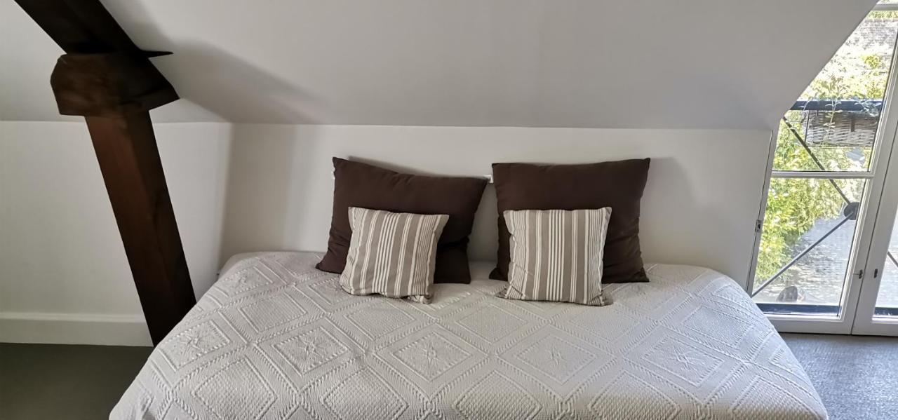 La Demeure Du Goupil Bed and Breakfast Brissac-Quince Buitenkant foto