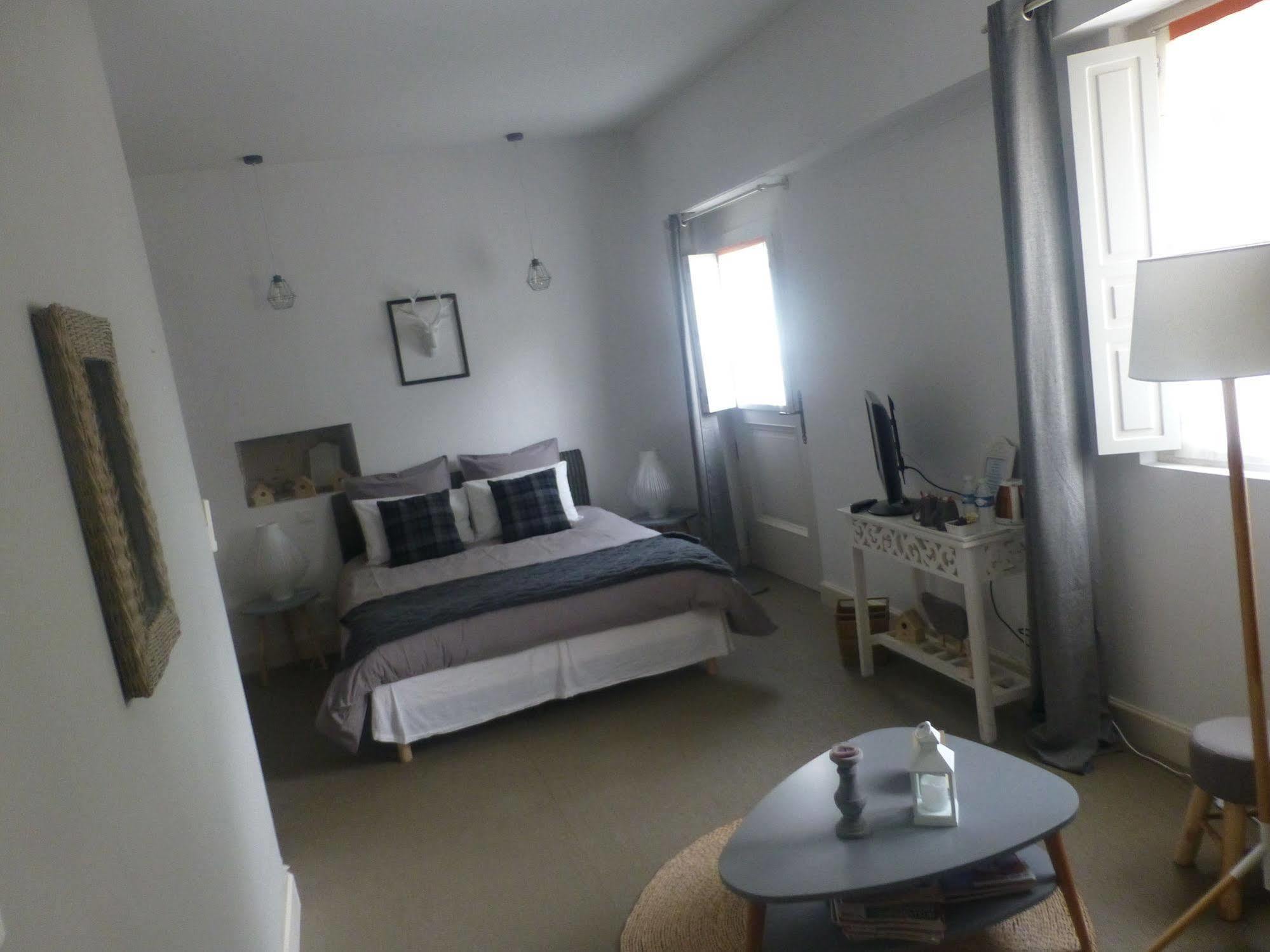 La Demeure Du Goupil Bed and Breakfast Brissac-Quince Buitenkant foto
