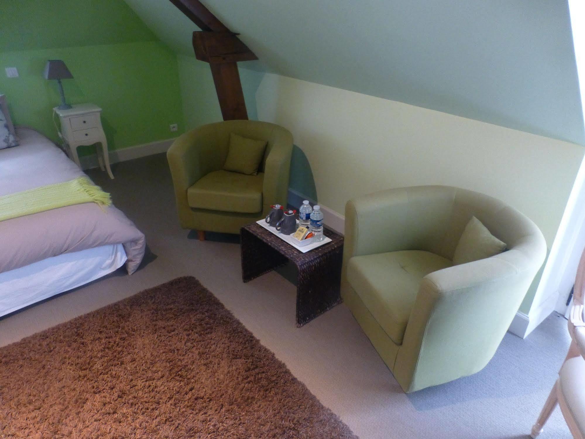 La Demeure Du Goupil Bed and Breakfast Brissac-Quince Buitenkant foto